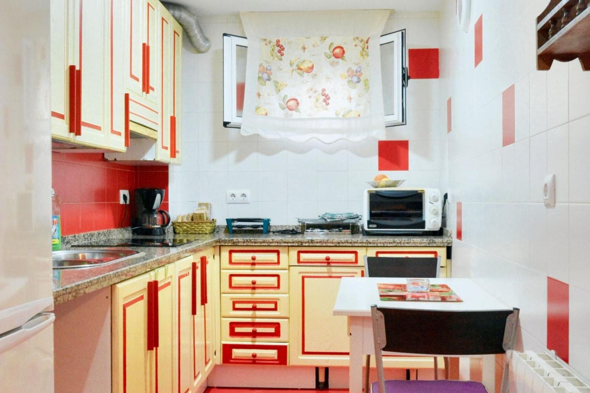 Comfortable Apartment In Caceres 55 M² Welcoming Terrace Bagian luar foto