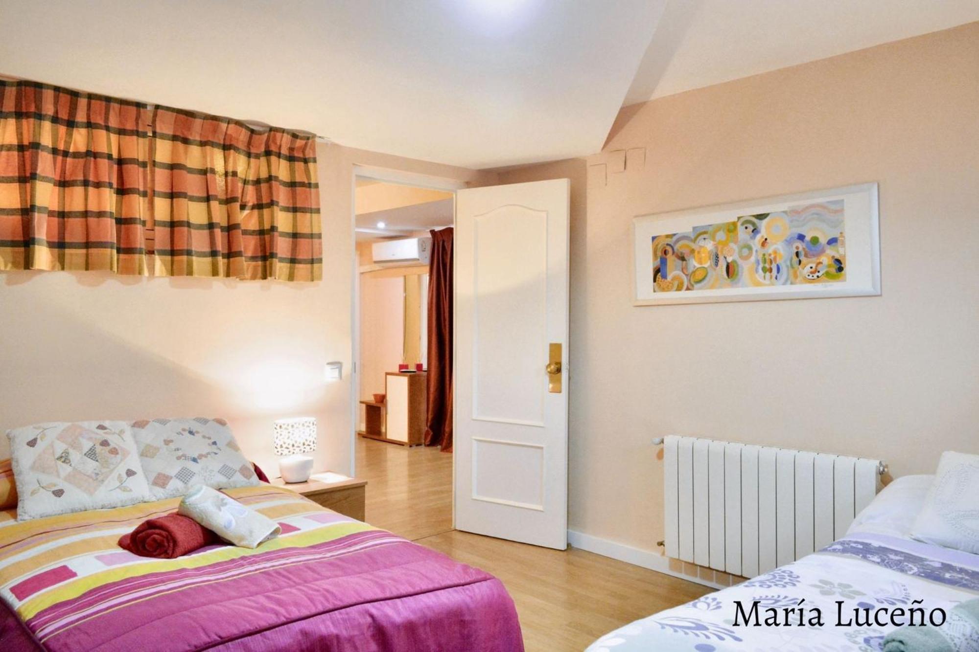 Comfortable Apartment In Caceres 55 M² Welcoming Terrace Bagian luar foto